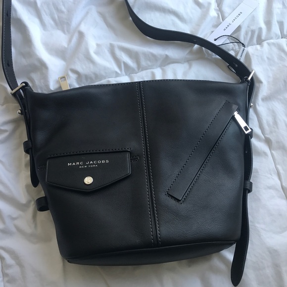 Marc Jacobs cross body bag - Picture 2 of 7